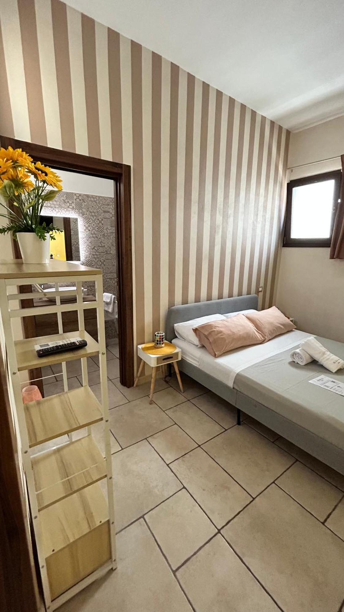 Standard Room Pulsano Esterno foto
