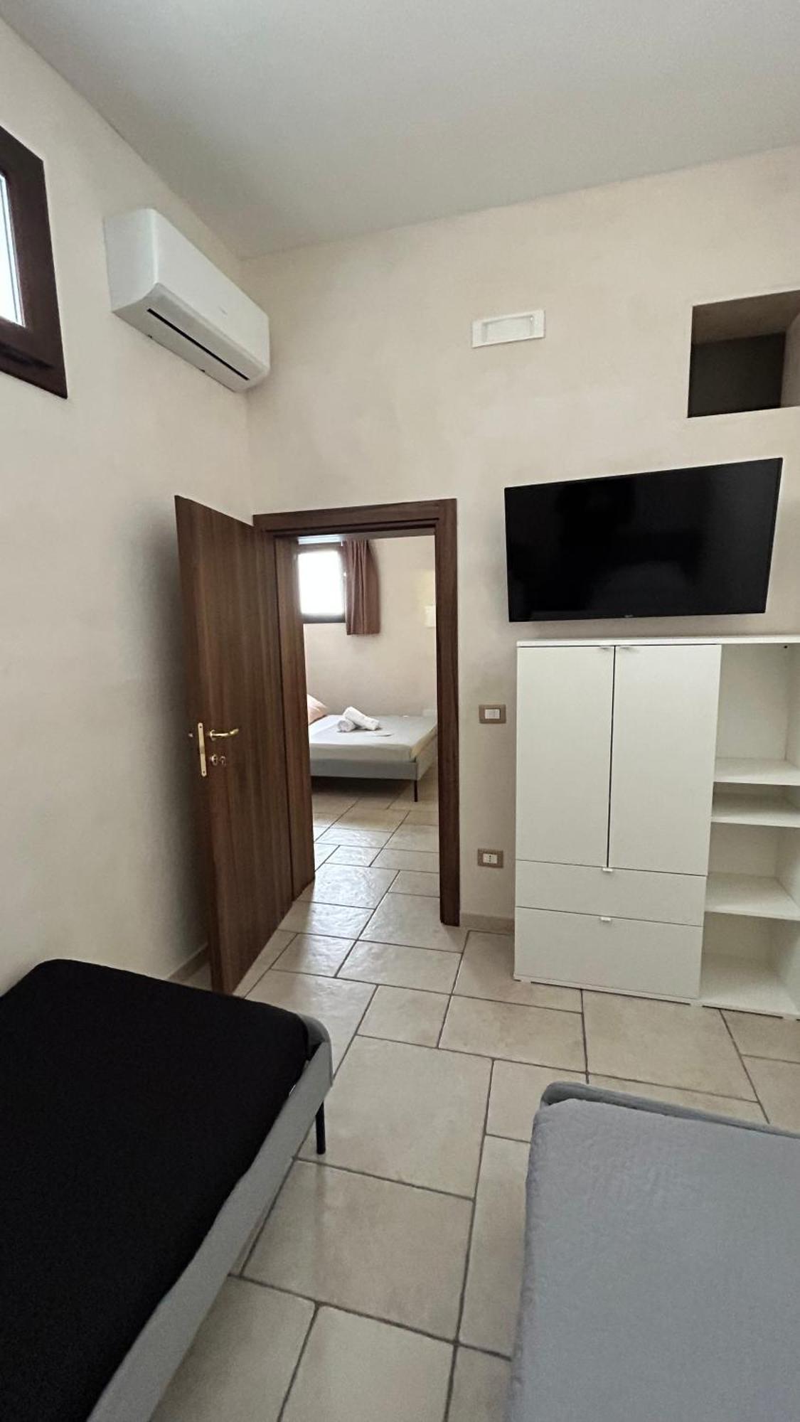 Standard Room Pulsano Esterno foto